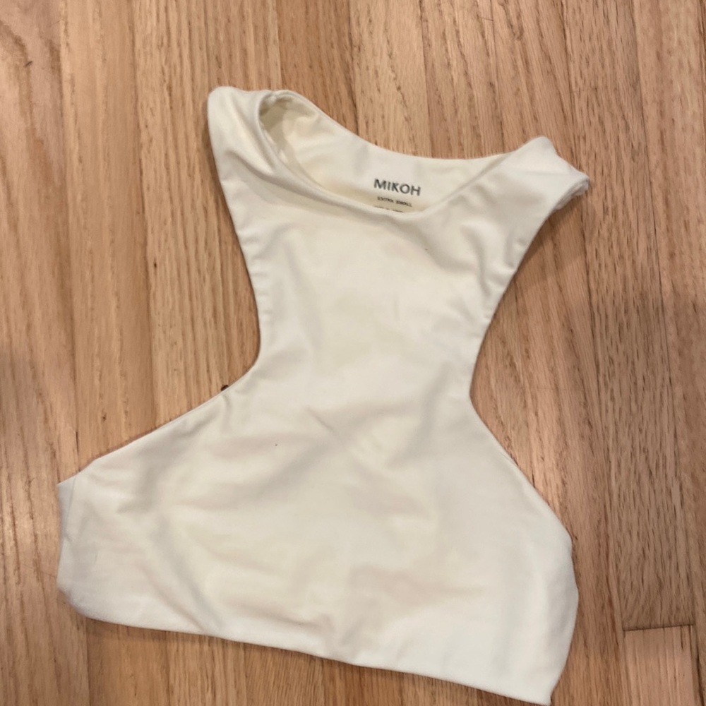 Never been worn MIKOH top